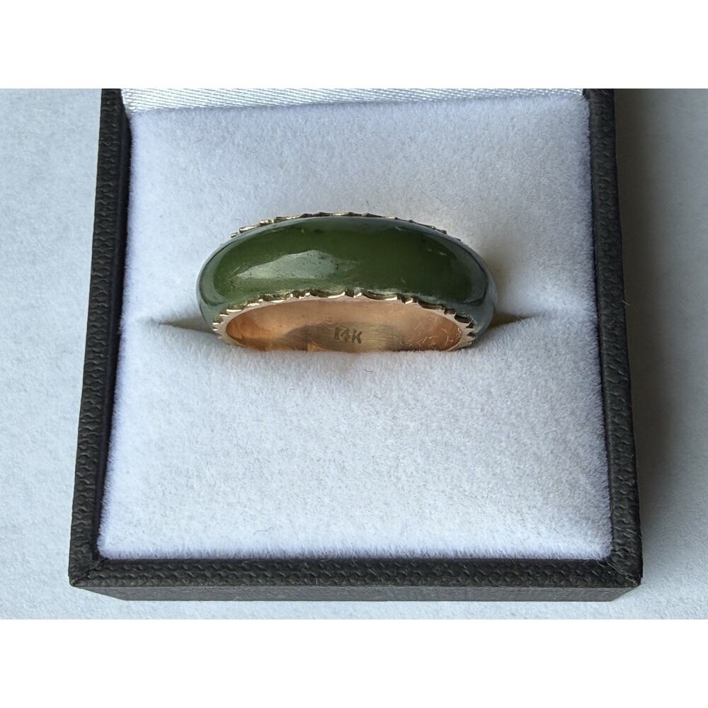 14k Solid Yellow Gold Eternity Jade Band New Never Worn